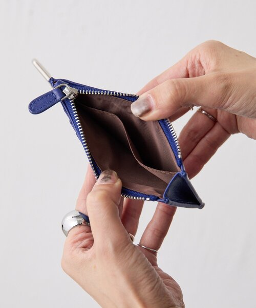 ear PAPILLONNER（イアパピヨネ）の「《インフルエンサーouchi企画》チケットフラグメントケース（カードケース・レディース・ブラック/ブルー・FREE）」の18枚目の写真