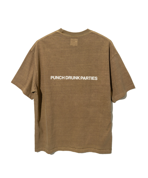 PUNCH DRUNK PARTIES（パンチドランクパーティーズ）の「Circle Logo Garment Dyed Tee (CAMEL)（Tシャツ/カットソー・メンズ・その他・3/1/2）」の2枚目の写真