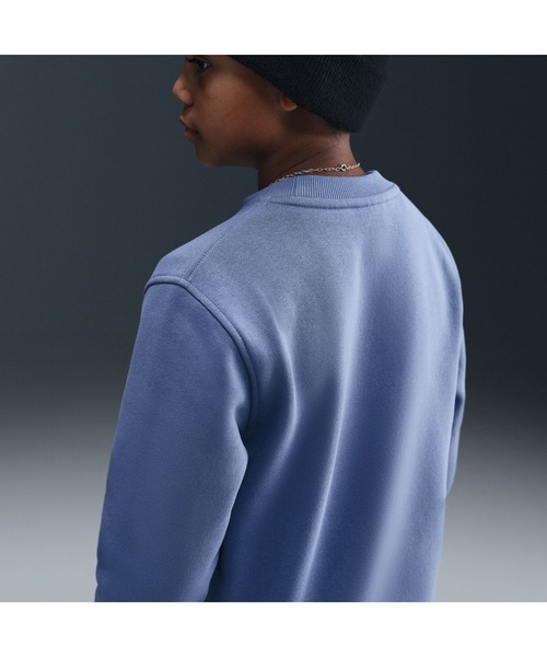 NIKE(ナイキ)の「ナイキ NIKE ナイキ YTH NSW クラブ LBR フリース L/S クルー(スウェット・キッズ・ブルーグレー/ピンク/レッド/オレンジ・130cm/140cm/150cm/160cm)」の16枚目の写真