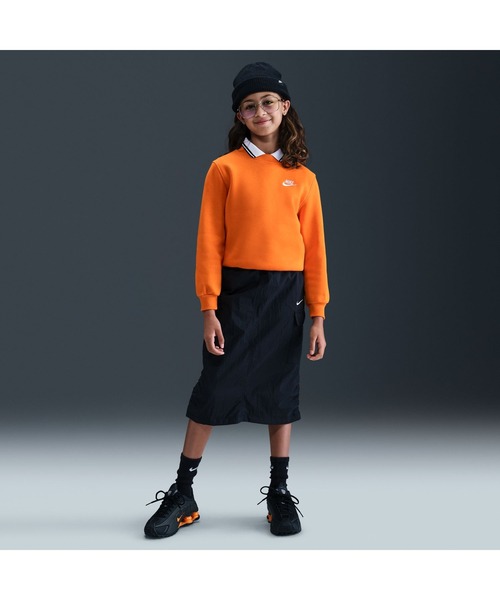NIKE(ナイキ)の「ナイキ NIKE ナイキ YTH NSW クラブ LBR フリース L/S クルー(スウェット・キッズ・ブルーグレー/ピンク/レッド/オレンジ・130cm/140cm/150cm/160cm)」の22枚目の写真