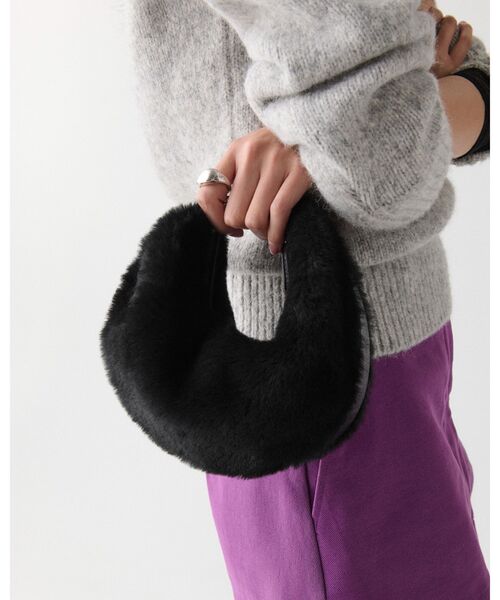 kate spade new york（ケイトスペード ニューヨーク）の「ケーエスデュオ シアリング ベア クロスボディ バッグ（ショルダーバッグ・レディース・ブラック・ONESIZE）」の8枚目の写真