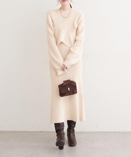 natural couture(ナチュラルクチュール)の「前後2WAYクロスリボンニット×ワンピースSET(ワンピース・レディース・ベージュ/ボルドー/チャコールグレー/アイボリー・MEDIUM/LARGE)」の10枚目の写真