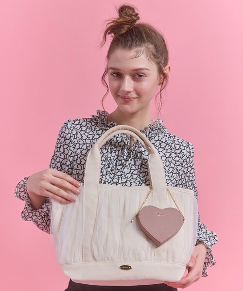 TOCCA(トッカ)の「GATHER TULLE TOTE キャンバストート(トートバッグ・レディース・ブラック系/アイボリー系・F)」の11枚目の写真