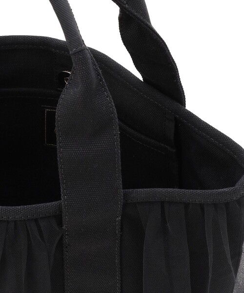 TOCCA(トッカ)の「GATHER TULLE TOTE キャンバストート(トートバッグ・レディース・ブラック系/アイボリー系・F)」の15枚目の写真