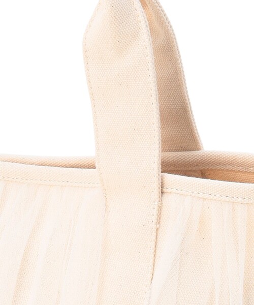 TOCCA(トッカ)の「GATHER TULLE TOTE キャンバストート(トートバッグ・レディース・ブラック系/アイボリー系・F)」の19枚目の写真
