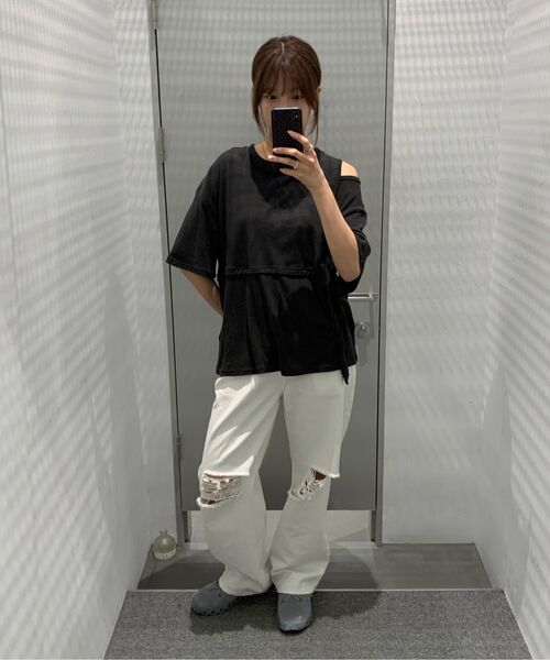 INSILENCE WOMEN(インサイレンスウーマン)の「ディストレスドピンタックデニム ライトブルー(デニムパンツ・レディース・その他・X-SMALL/SMALL/MEDIUM/LARGE)」の2枚目の写真