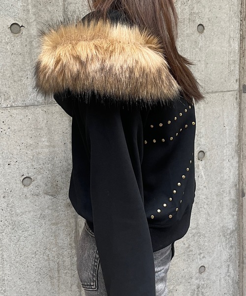 セール】フードファー付ユニオンジャックスタッズジップパーカー