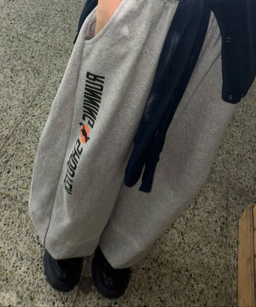 RESPECT（リスペクト）の「running shooter sweat pants (grey)（スウェットパンツ・メンズ・その他・MEDIUM/LARGE）」の6枚目の写真