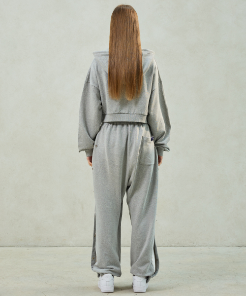 ARI（アリ）の「PITA SNAP OFF SWEAT PANTS / MELANGE（スウェットパンツ・レディース・グレー・FREE）」の4枚目の写真