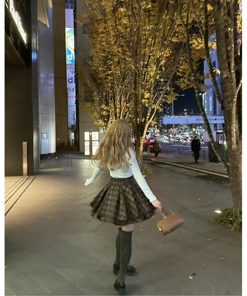 MISTREASS(ミストレアス)の「Plaid Tiered High Waist Mini Skirt(スカート・レディース・ブラック/ブラウン・FREE)」の16枚目の写真