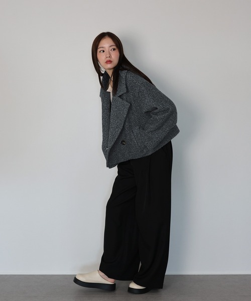 J by blue(ジェイバイブルー)の「プードルボアショートコート(ピーコート・レディース・ベージュ/グレー系・MEDIUM)」の14枚目の写真