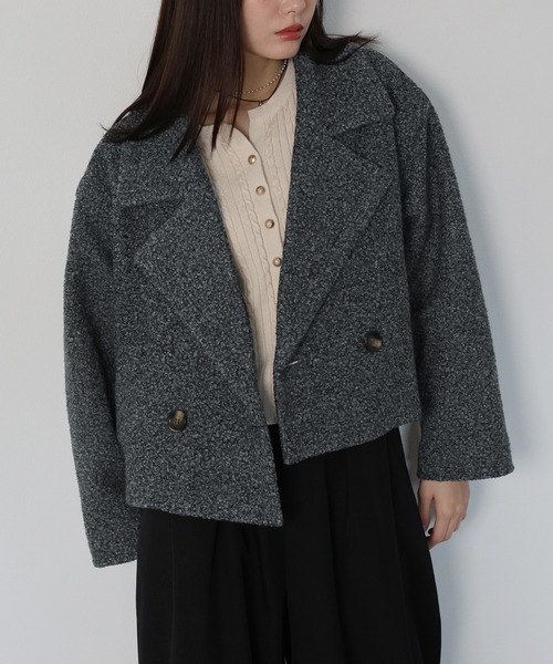 J by blue(ジェイバイブルー)の「プードルボアショートコート(ピーコート・レディース・ベージュ/グレー系・MEDIUM)」の22枚目の写真