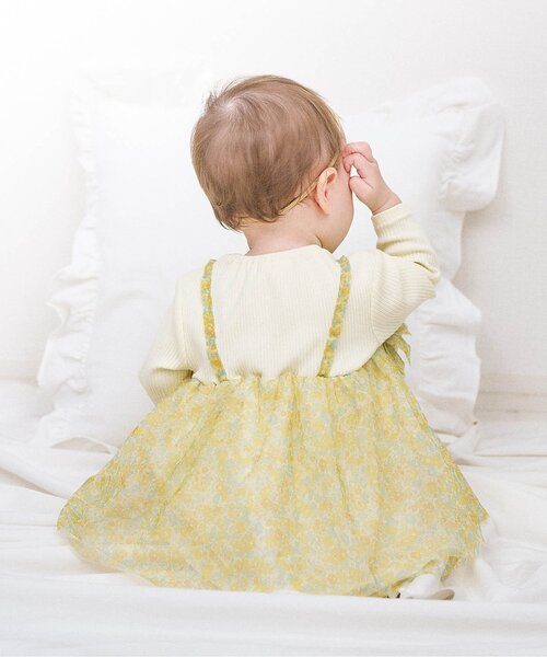 apres les cours（アプレレクール）の「花柄ボリュームチュールカバーオール（ロンパース・キッズ・イエロー/ピンク・70/80）」の4枚目の写真