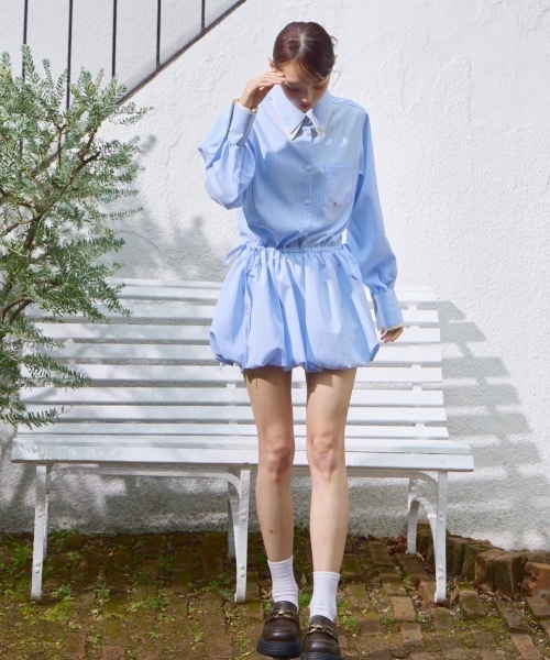 Lallana(ララーナ)の「Layered Collar Balloon Shirt Dress / レイヤードカラーバルーンシャツワンピース(シャツワンピース・レディース・アイボリー/ブルー・FREE/SMALL)」の10枚目の写真