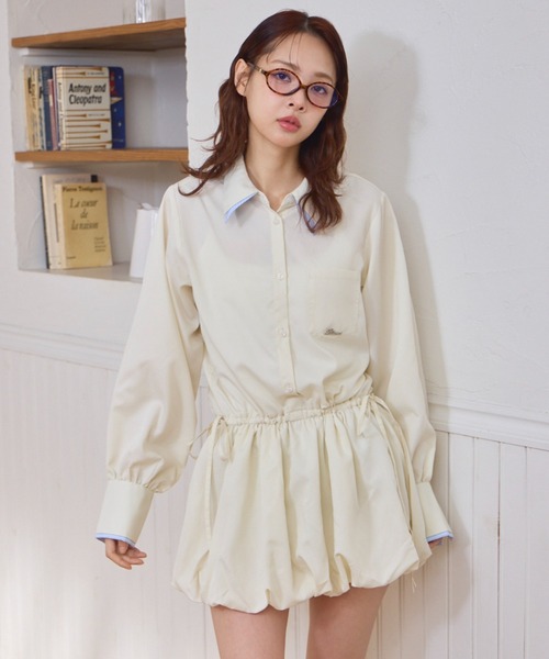 Lallana(ララーナ)の「Layered Collar Balloon Shirt Dress / レイヤードカラーバルーンシャツワンピース(シャツワンピース・レディース・アイボリー/ブルー・FREE/SMALL)」の22枚目の写真