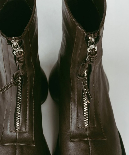 Knuth Marf(クヌースマーフ)の「front zip platform boots(ブーツ・レディース・ブラウン/ブラック・24cm/25cm/23cm)」の10枚目の写真