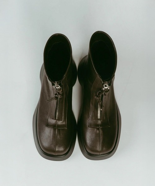 Knuth Marf(クヌースマーフ)の「front zip platform boots(ブーツ・レディース・ブラウン/ブラック・24cm/25cm/23cm)」の8枚目の写真