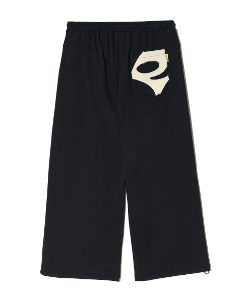 PIECEMAKER(ピースメーカー)の「PCE POCKET APPLIQUE SWEAT PANTS (BLACK)(スウェットパンツ・レディース・その他・SMALL/MEDIUM/LARGE)」の5枚目の写真