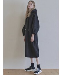 AVANT-G（アバン）の「Volume Sleeve Long Hooded Dress - BLACK (Brushed)（ワンピース）」