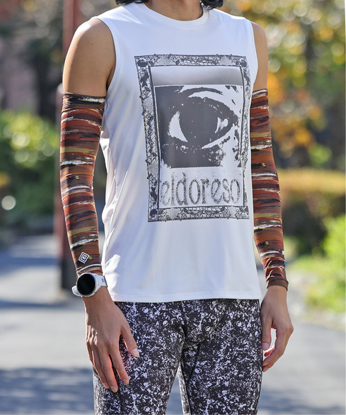 ELDORESO(エルドレッソ)の「Watching Sleeveless / ウォッチングスリーブレス(Tシャツ/カットソー・メンズ・ブラック/ホワイト・MEDIUM)」の2枚目の写真