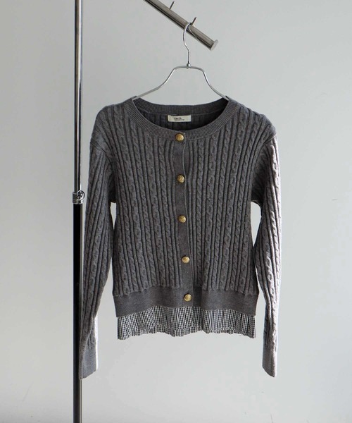 earth music&ecology（アースミュージックアンドエコロジー）の「【2026SS】プリーツレイヤーケーブルニットカーディガン（カーディガン/ボレロ・レディース・グレー/アイボリー/ネイビー・FREE）」の16枚目の写真