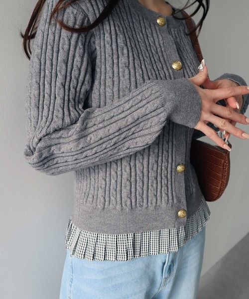 earth music&ecology（アースミュージックアンドエコロジー）の「【2026SS】プリーツレイヤーケーブルニットカーディガン（カーディガン/ボレロ・レディース・グレー/アイボリー/ネイビー・FREE）」の7枚目の写真