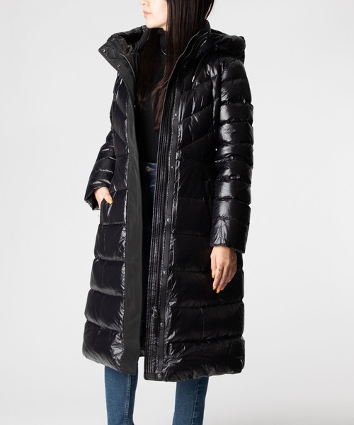 Mackage（マッカージュ）の「MACKAGE CORALIA Hooded Light Down Coat マッカージュ コラリア フーデット ライト ダウンコート（ダウンジャケット/コート・レディース・ブラック・MEDIUM/SMALL/X-SMALL）」の4枚目の写真