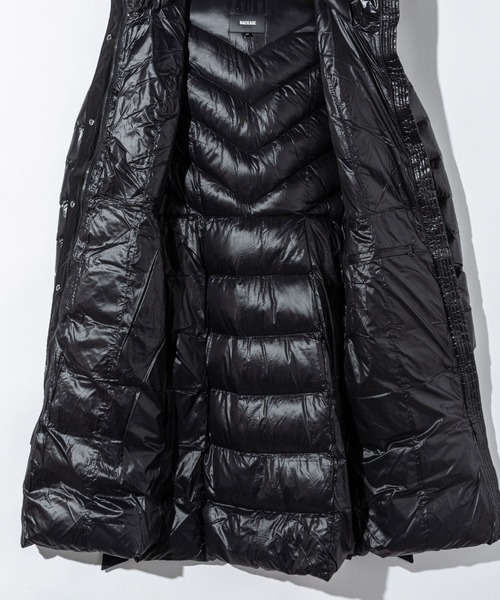 Mackage（マッカージュ）の「MACKAGE CORALIA Hooded Light Down Coat マッカージュ コラリア フーデット ライト ダウンコート（ダウンジャケット/コート・レディース・ブラック・MEDIUM/SMALL/X-SMALL）」の13枚目の写真