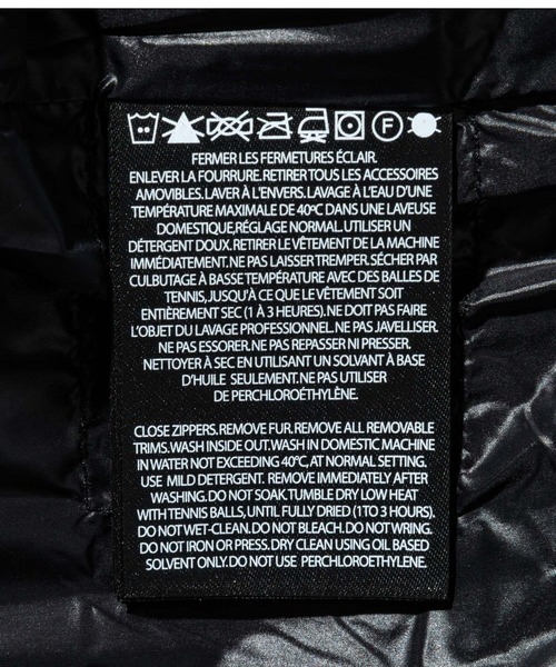 Mackage（マッカージュ）の「MACKAGE CORALIA Hooded Light Down Coat マッカージュ コラリア フーデット ライト ダウンコート（ダウンジャケット/コート・レディース・ブラック・MEDIUM/SMALL/X-SMALL）」の15枚目の写真