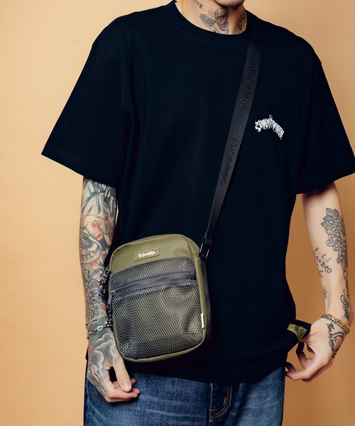 Subciety(サブサエティ)の「Mesh pocket mini shoulder bag(ショルダーバッグ・メンズ・オリーブ/ブラック/ベージュ・FREE)」の7枚目の写真