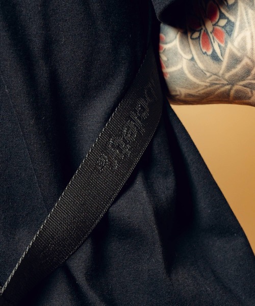 Subciety(サブサエティ)の「Mesh pocket mini shoulder bag(ショルダーバッグ・メンズ・オリーブ/ブラック/ベージュ・FREE)」の9枚目の写真