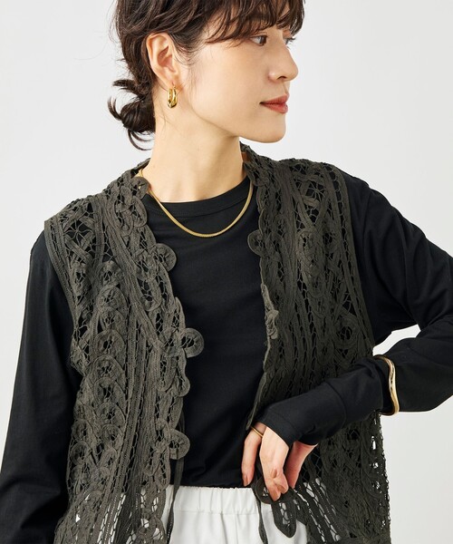 NOLLEY’S（ノーリーズ）の「《手洗い可能》バテンレースジレ（ベスト・レディース・チャコールグレー/オフホワイト・38）」の20枚目の写真