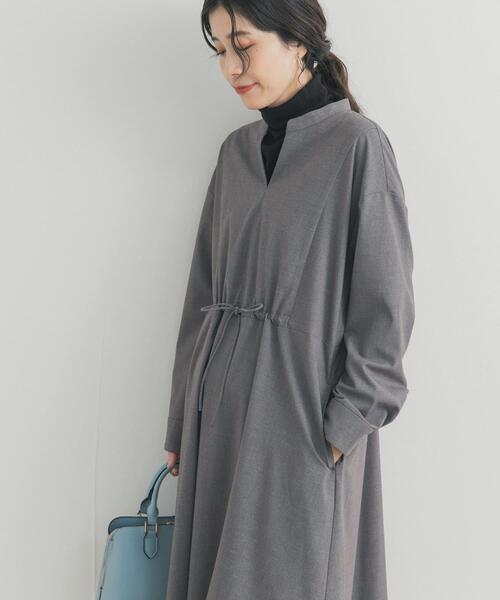 URBAN RESEARCH DOORS(アーバンリサーチドアーズ)の「ドロストリボンフレアワンピース(ワンピース・レディース・バーガンディー/チャコールグレー/グレー・FREE)」の3枚目の写真