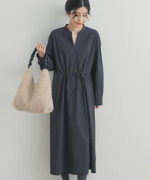 URBAN RESEARCH DOORS(アーバンリサーチドアーズ)の「ドロストリボンフレアワンピース(ワンピース・レディース・バーガンディー/チャコールグレー/グレー・FREE)」の16枚目の写真