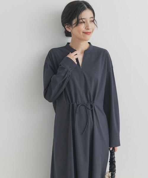 URBAN RESEARCH DOORS(アーバンリサーチドアーズ)の「ドロストリボンフレアワンピース(ワンピース・レディース・バーガンディー/チャコールグレー/グレー・FREE)」の14枚目の写真