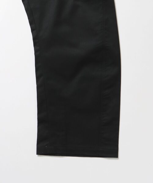 BEN DAVIS（ベンデイビス）の「【BEN DAVIS（ベンデイビス）】CURVE BUGGY WORK PANTS / パンツ ボトムス カーブ タック ワンポイント ツイル（その他パンツ・メンズ・ブラック/ベージュ・SMALL/MEDIUM/LARGE/X-LARGE）」の6枚目の写真