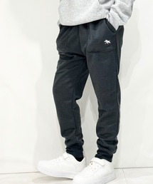 Outfitter lab（アウトフィッターラボ）の「【POLOCHAMPS/ポロチャンプス】ダンボール生地 ワンポイント刺繍 リブパンツ（スウェットパンツ）」