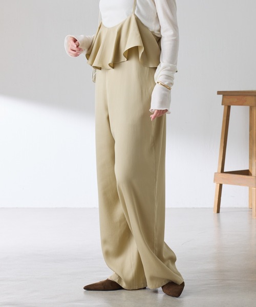 COLLAGE GALLARDAGALANTE（コラージュガリャルダガランテ）の「ラッフルサスペンダーパンツ（その他パンツ・レディース・ブラック/ベージュ・FREE）」の17枚目の写真