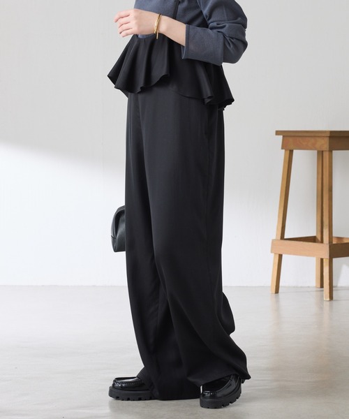 COLLAGE GALLARDAGALANTE（コラージュガリャルダガランテ）の「ラッフルサスペンダーパンツ（その他パンツ・レディース・ブラック/ベージュ・FREE）」の9枚目の写真