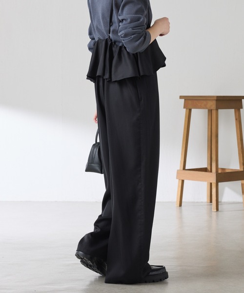 COLLAGE GALLARDAGALANTE（コラージュガリャルダガランテ）の「ラッフルサスペンダーパンツ（その他パンツ・レディース・ブラック/ベージュ・FREE）」の11枚目の写真