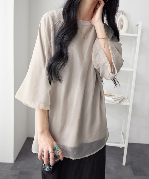 ReDial(リダイアル)の「オーガンジー重ねTシャツ(Tシャツ/カットソー・レディース・チャコールグレー/オフホワイト/ブラック/グレイッシュベージュ・L/M)」の4枚目の写真