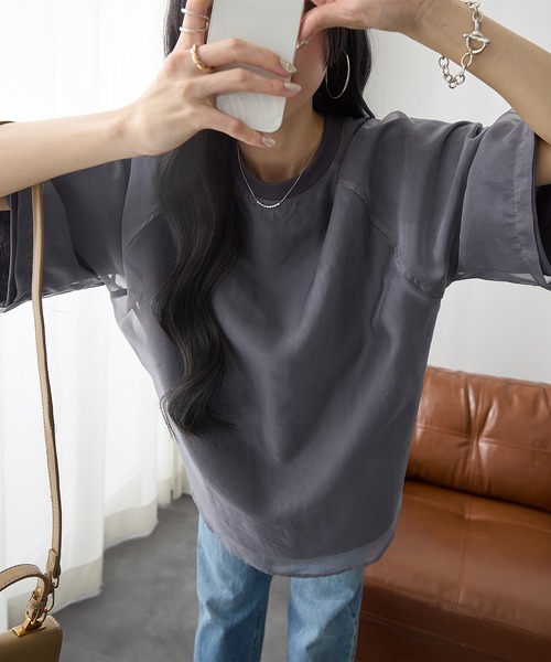 ReDial(リダイアル)の「オーガンジー重ねTシャツ(Tシャツ/カットソー・レディース・チャコールグレー/オフホワイト/ブラック/グレイッシュベージュ・L/M)」の1枚目の写真