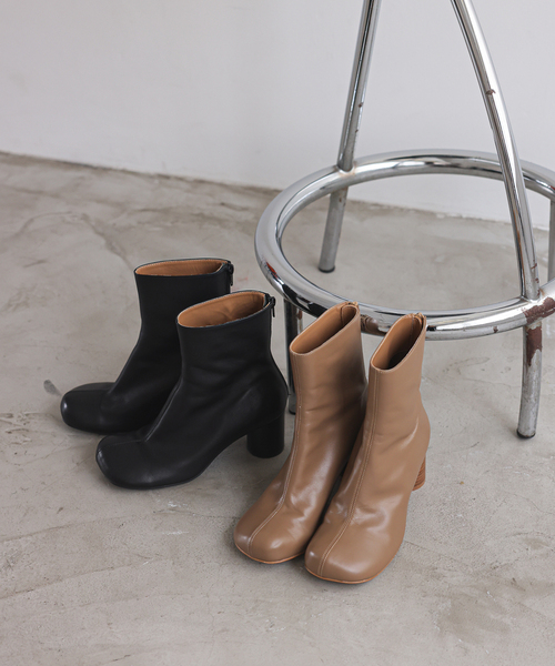 SLOBE IENA（スローブイエナ）の「《追加4》SLOBE スクエアトゥショートブーツ（ブーツ・レディース・ブラック・23cm/23.5cm/24cm/24.5cm/25cm）」の19枚目の写真