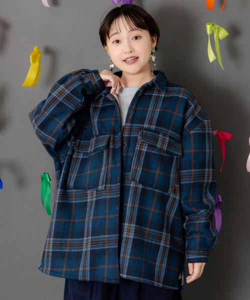 ScoLar（スカラー）の「153758：わんコレ柄ネルチェック×ボアシャツアウター（Tシャツ/カットソー・レディース・ネイビー/ブラウン・M）」の5枚目の写真