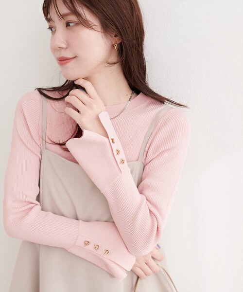 natural couture（ナチュラルクチュール）の「袖口ハトメ釦クルーネックニットプルオーバー（ニット/セーター・レディース・ピンク/グレー/ミント/イエロー/オフホワイト/ブラック・FREE）」の9枚目の写真