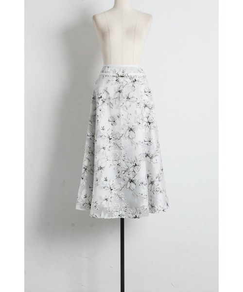 tocco closet(トッコ クローゼット)の「ウエストビット付きオパールフラワープリントフレアスカート(スカート・レディース・オフホワイト/ブラック・M)」の20枚目の写真