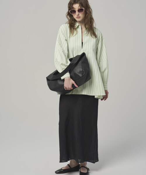 Firsthand（ファーストハンド）の「Firsthand/ファーストハンド フレアシルエット スキッパー バルーンスリーブ シャツ（シャツ/ブラウス・レディース・ミント/ホワイト/ブラック/サックスブルー・FREE）」の6枚目の写真