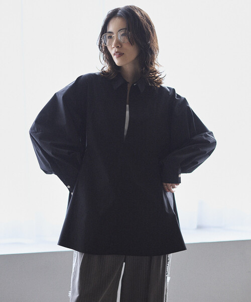 Firsthand（ファーストハンド）の「Firsthand/ファーストハンド フレアシルエット スキッパー バルーンスリーブ シャツ（シャツ/ブラウス・レディース・ミント/ホワイト/ブラック/サックスブルー・FREE）」の8枚目の写真