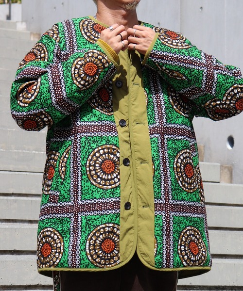 moyan ecri(モヤン エクリ)の「<moyan ecri>リバーシブルキルトナイロンブルゾンREVERSIBLE QUILT BLOUSON(ブルゾン・メンズ・ライトカーキ/ダークカーキ/ブラック系その他・FREE)」の3枚目の写真