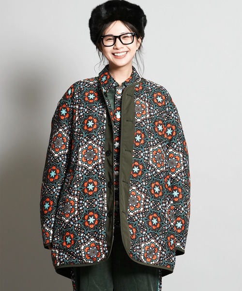 moyan ecri(モヤン エクリ)の「<moyan ecri>リバーシブルキルトナイロンブルゾンREVERSIBLE QUILT BLOUSON(ブルゾン・メンズ・ライトカーキ/ダークカーキ/ブラック系その他・FREE)」の1枚目の写真